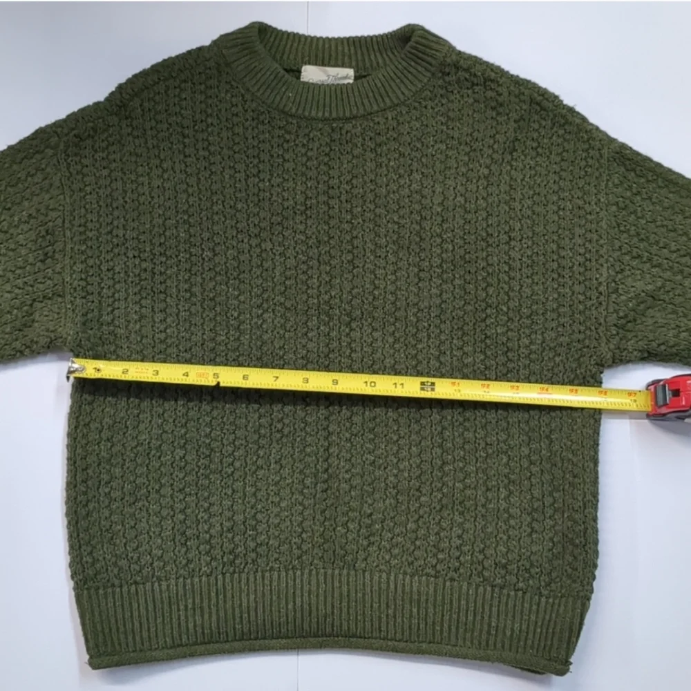 Universal Thread Women's Cable Knit Sweater - Picture 3 of 7